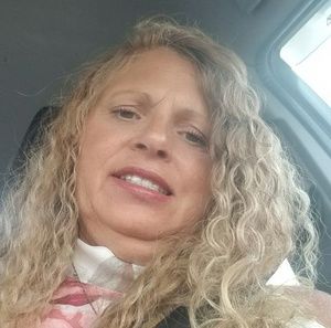 Meet your Posher, Deanna
